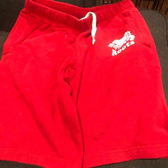 Roots original sweatshort xs - Picture 2 of 5
